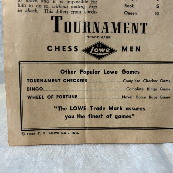 Vintage 1945 E.S. Lowe "Tournament Chess Men Rules For Playing Chess" BOOKLET - Picture 3 of 3